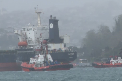 İstanbul Boğazı'nda arıza yapan gemi kurtarıldı