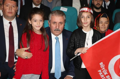 Mustafa Destici net bir dille uyardı: Ailemizi, ülkemizi, topraklarımızı kaybederiz