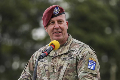 CENTCOM Komutanı Cooper’dan İran’a ABD ordusundan uzak durması uyarısı