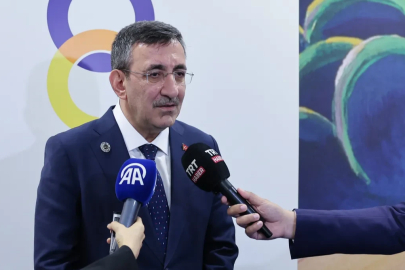 Erivan'da kritik zirve! Cevdet Yılmaz duyurdu: Ani Köprüsü için restorasyon imzaları atıldı