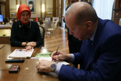 Cumhurbaşkanı Erdoğan kurban vekaletini Türk Kızılay'a verdi