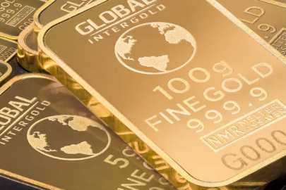Altın fiyatlarında sert dönüş: Dev bankalardan rekor tahminler geldi!