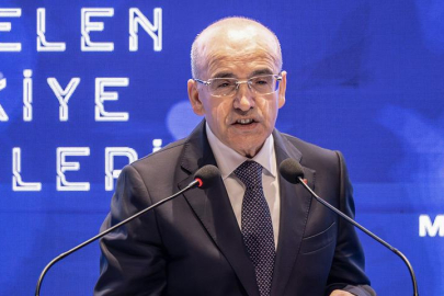 Bakan Şimşek'ten benzin ve eşel mobil açıklaması: Yansıtmadık