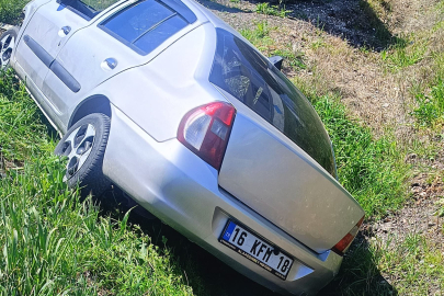 Balıkesir'de otomobiller çarpıştı: 3'ü ağır 6 yaralı