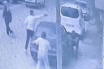 Bursa'da silahlı kavga: Cadde ortasında kurşun yağdırdı