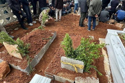 Mersin’de kahreden olay: İki kardeşin ölümünde sinir gazı şüphesi!