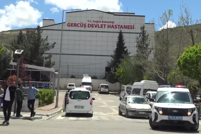 Batman'da yolun karşısına geçerken hafif ticari aracın çarptığı çocuk ağır yaralandı