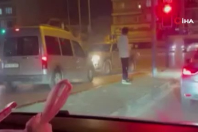 Bursa'da ters şeride giren araç trafiği tehlikeye attı!