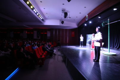 Bursa'da 8. Genç Suare Tiyatro Festivali başladı