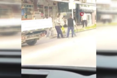 Bursa'da trafikte döner bıçaklı kavga!