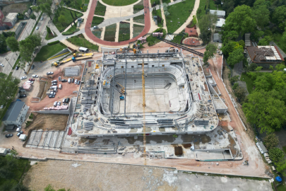 Bursaspor taraftarı heyecanla bekliyor! Atatürk Spor Salonu yükseliyor...