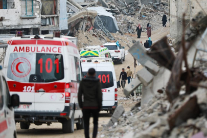 Katil İsrail'in Gazze'ye saldırılarında can kaybı 72 bin 736'ya yükseldi