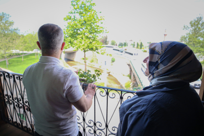 Bursa'da uyuşturucudan kurtulan gençten annesine 'Anneler Günü' hediyesi