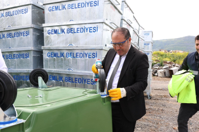 Bursa Gemlik'te temizlikte tasarruf ve yeni nesil konteyner dönüşümü