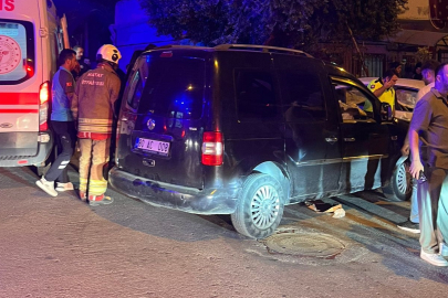 Hatay'da otomobil ile hafif ticari aracın çarpışması sonucu 4 kişi yaralandı