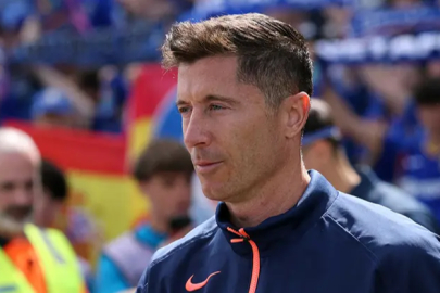 Lewandowski nihayet transferi açıkladı! Yeni sezon için...