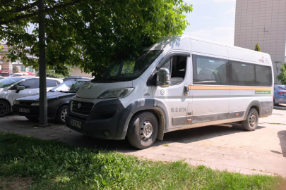 Bursa'da 80 yaşındaki adama servis aracı çarptı!