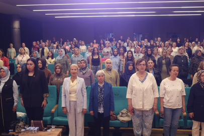 Bursa Osmangazi’de anneler ve kızları aynı sahnede ritim tuttu