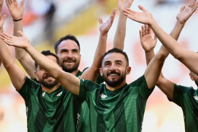 Bursaspor'da ayrılıklar peş peşe geliyor! Şimdi de o isim duyuruldu...
