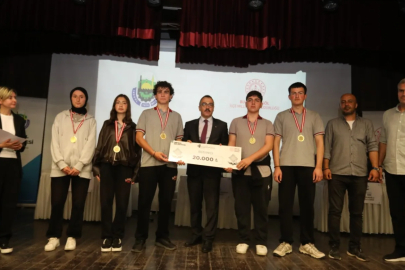 Bursa İnegöl'de bilgi yarışması düzenlendi