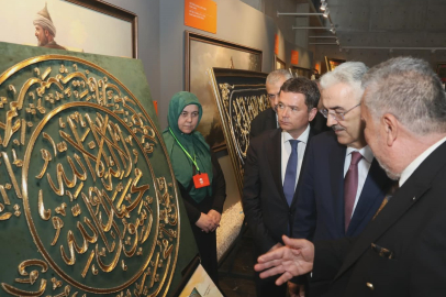 Bursa Osmangazi’de “Mukaddes Emanetler Sergisi”ne yoğun ilgi
