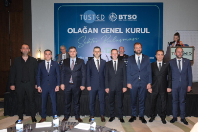 TÜSTED'in Bursa'daki genel kurulunda Murat Aslan güven tazeledi