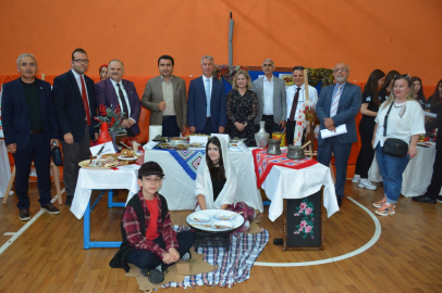 Bursa'da "TÜBİTAK 4006 Bilim Fuarı" başladı