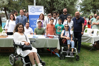 Bursa Nilüfer’de engeller sevgi ile aşılıyor