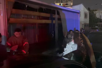 İstanbul Üsküdar'da park halindeki 3 araç yandı