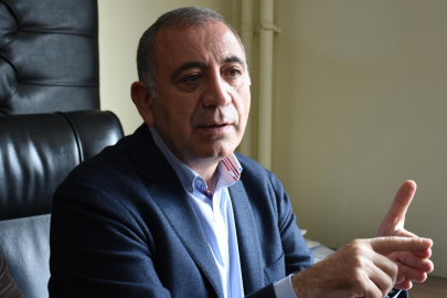 CHP İstanbul İl Kongresi'nin davası ertelendi