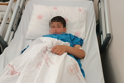 İlkokul öğrencisi parkta tüfekle bacağından vuruldu