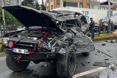Rize’de feci kaza: 1 ölü, 7 yaralı