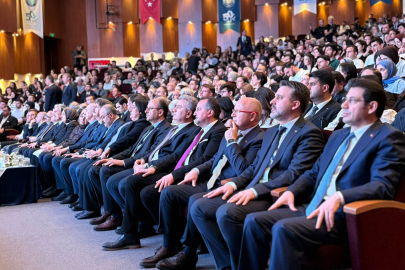 TBMM Başkanı Numan Kurtulmuş BUÜ’de “Küresel Adalet Arayışı” programına katıldı
