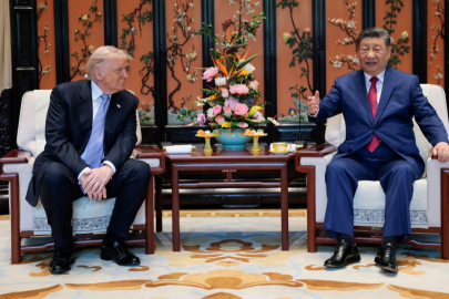 Trump–Şi görüşmesinde kritik mesajlar! İran, Hürmüz ve ticaret gündemi...