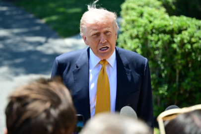 ABD Başkanı Trump, İran'da "her şeyi iki günde yerle bir edebileceklerini" iddia etti