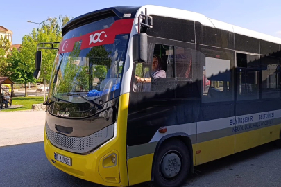 BURULAŞ’ın kadın otobüs sürücüsünden örnek davranış