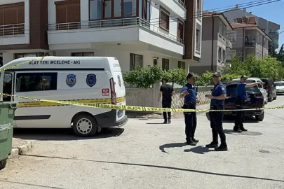 Elleri kanlı bulunan hukuk fakültesi öğrencisi anne ve babasını öldürmüş!