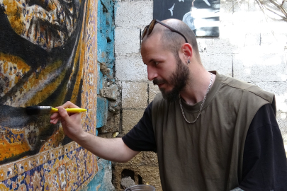 Gaziantep'de nostaljik perde ve halıları sanat eserine dönüştürüyor