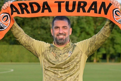Beşiktaş'tan Arda Turan sürprizi! Çalışmalar başladı