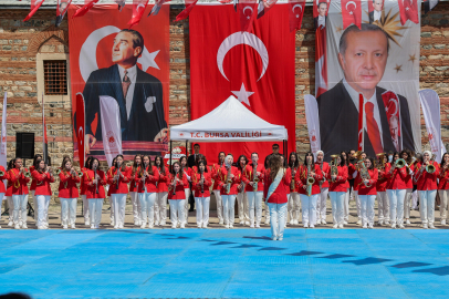 Bursa'da 19 Mayıs Atatürk'ü Anma, Gençlik ve Spor Bayramı coşkusu