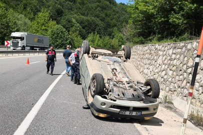 Bursa'da otomobil takla attı! 1’i çocuk, 5 yaralı...
