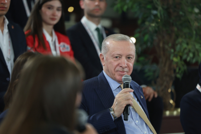 Cumhurbaşkanı Erdoğan "Şu anda en büyük sorun" diyerek duyurdu: Gençliğimizi bunlara kaptırmayacağız