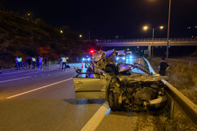 Hatay'da tıra çarpan otomobildeki 1 kişi öldü, 1 kişi yaralandı