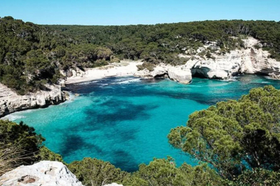 Yunanistan'ın ıssız adası açık artırmayla satışa çıkarıldı!