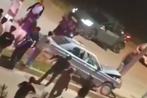 Elazığ'da otomobil aydınlatma direğine çarptı: 1 yaralı
