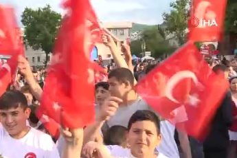 Bursa Osmangazi'de 25 bin genç 19 Mayıs coşkusunda buluştu