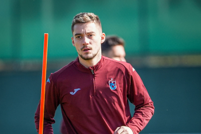 Trabzonspor, Ernest Muçi'nin bonservisini aldı