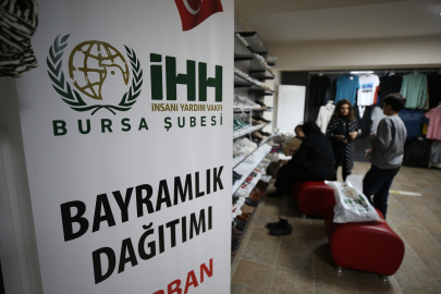 İHH Bursa Şubesi'nden bayram öncesi yüzlerce aileye yardım