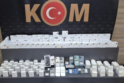 Kocaeli'de iş yerinde sahte 75 bin dolar ele geçirildi