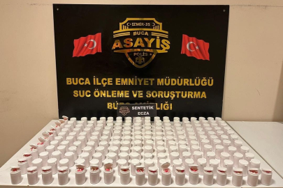 İzmir'de 10 bin 854 sentetik hap ele geçirildi
